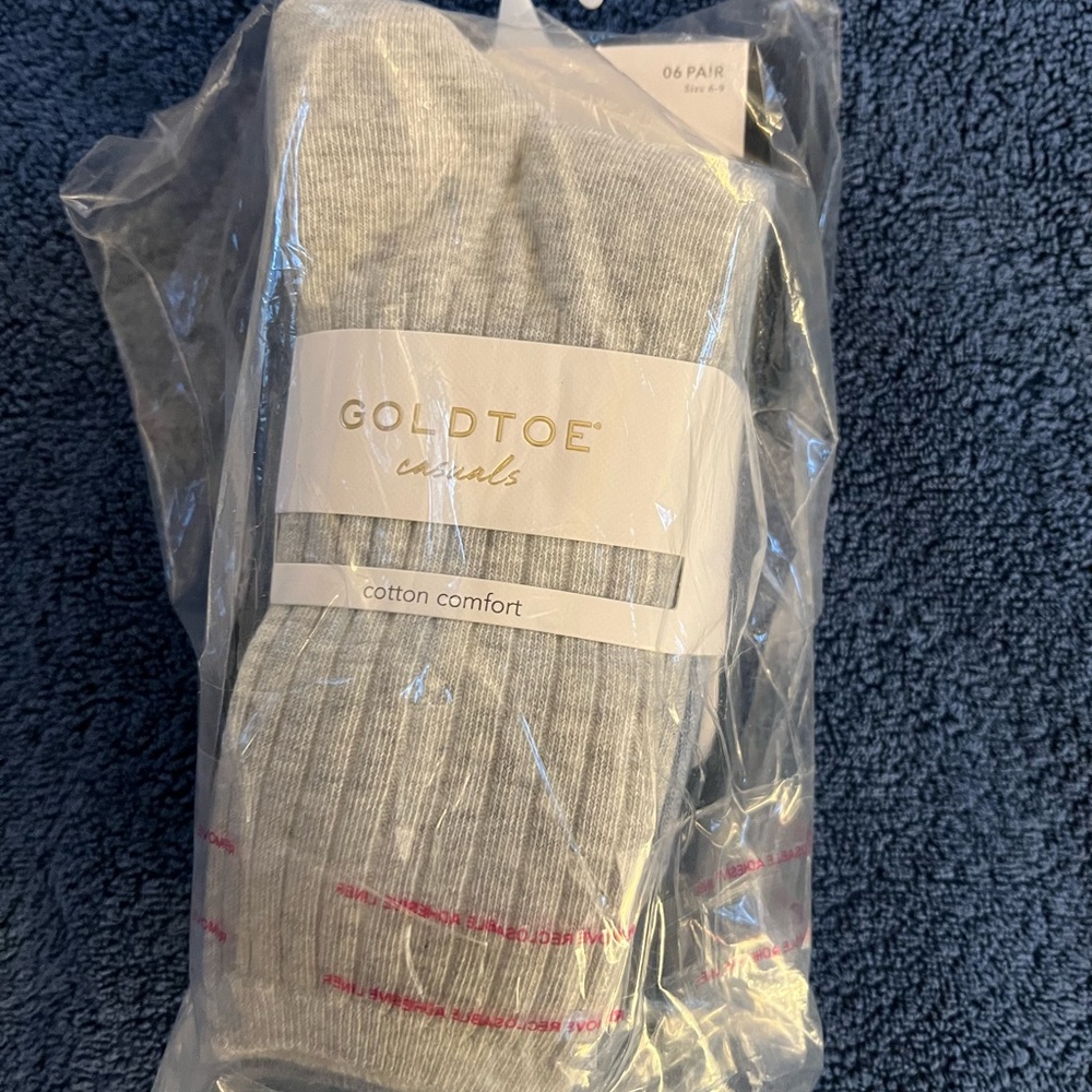 Gold toe women’s casual ribbed knit crew 6 pairs package socks